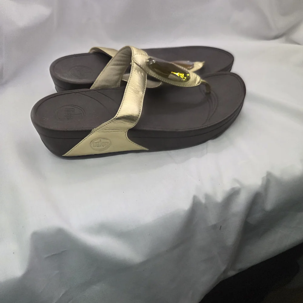 Fitflop Gold and‎ Black Sandals
